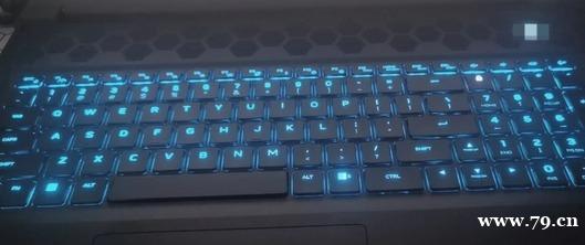 戴尔笔记本键盘灯光怎么开？